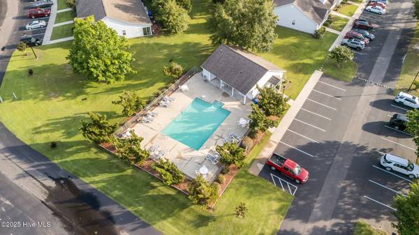Newport, NC 28570,202 Courtyard W