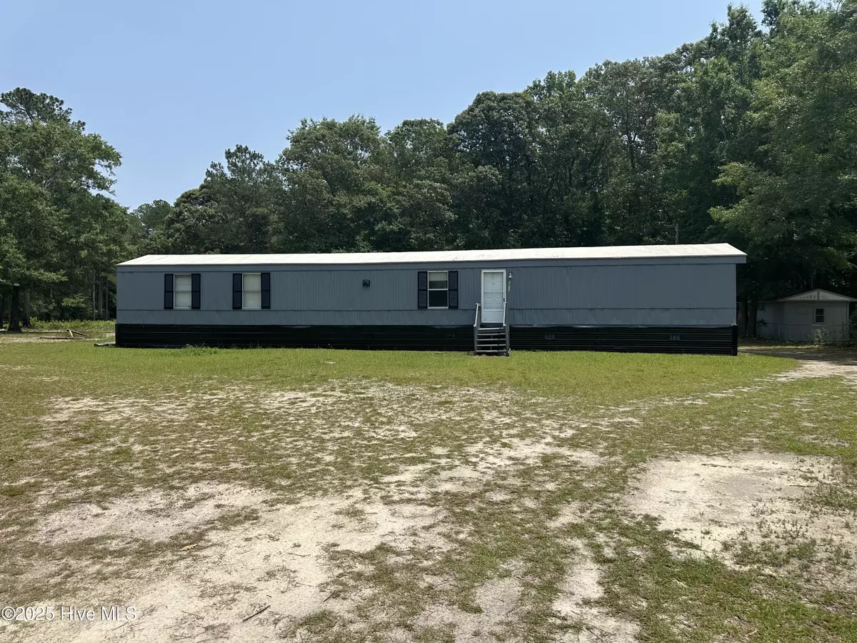 Maxton, NC 28364,8820 Johns Mill RD