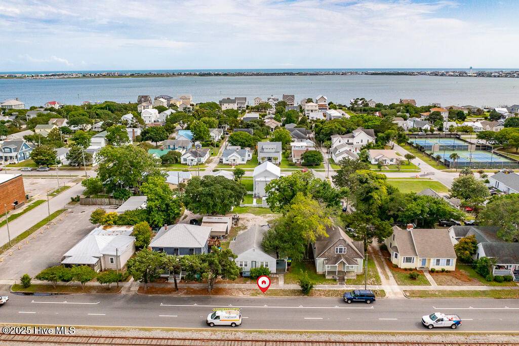 Morehead City, NC 28557,1407 Arendell ST