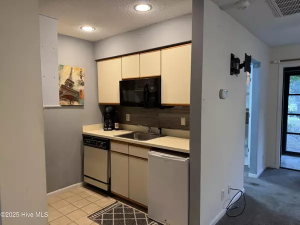 Sunset Beach, NC 28468,244 Clubhouse RD #3a