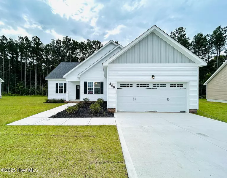 258 Browns Ferry RD, Jacksonville, NC 28546