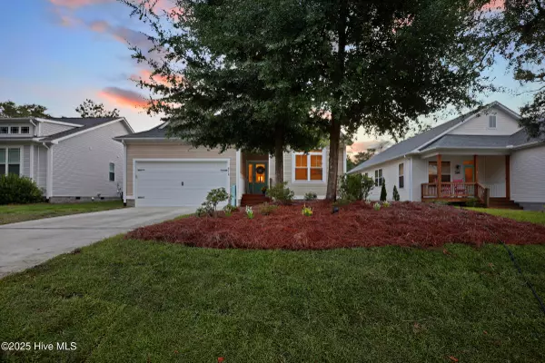Oak Island, NC 28465,215 NE 54th ST