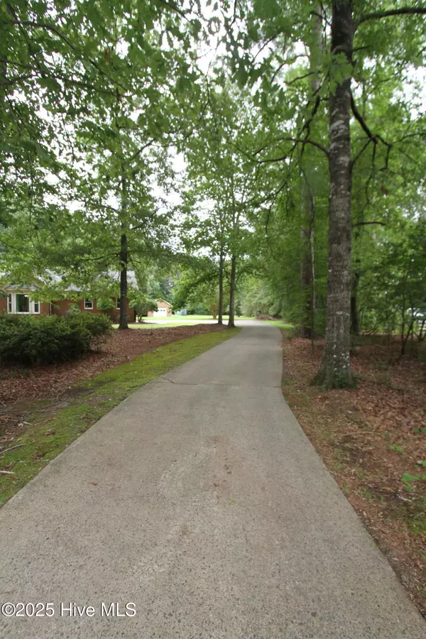 Greenville, NC 27858,1317 Worthington LN