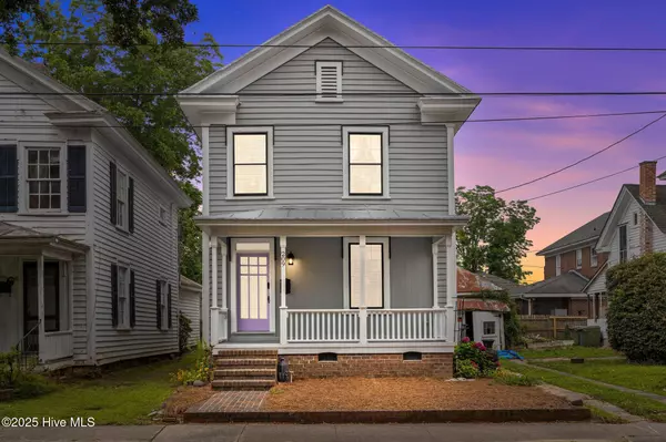 209 E Main ST, Washington, NC 27889