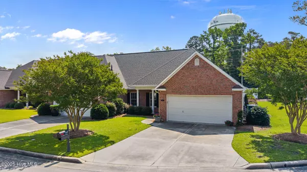 New Bern, NC 28562,812 Vineyard DR