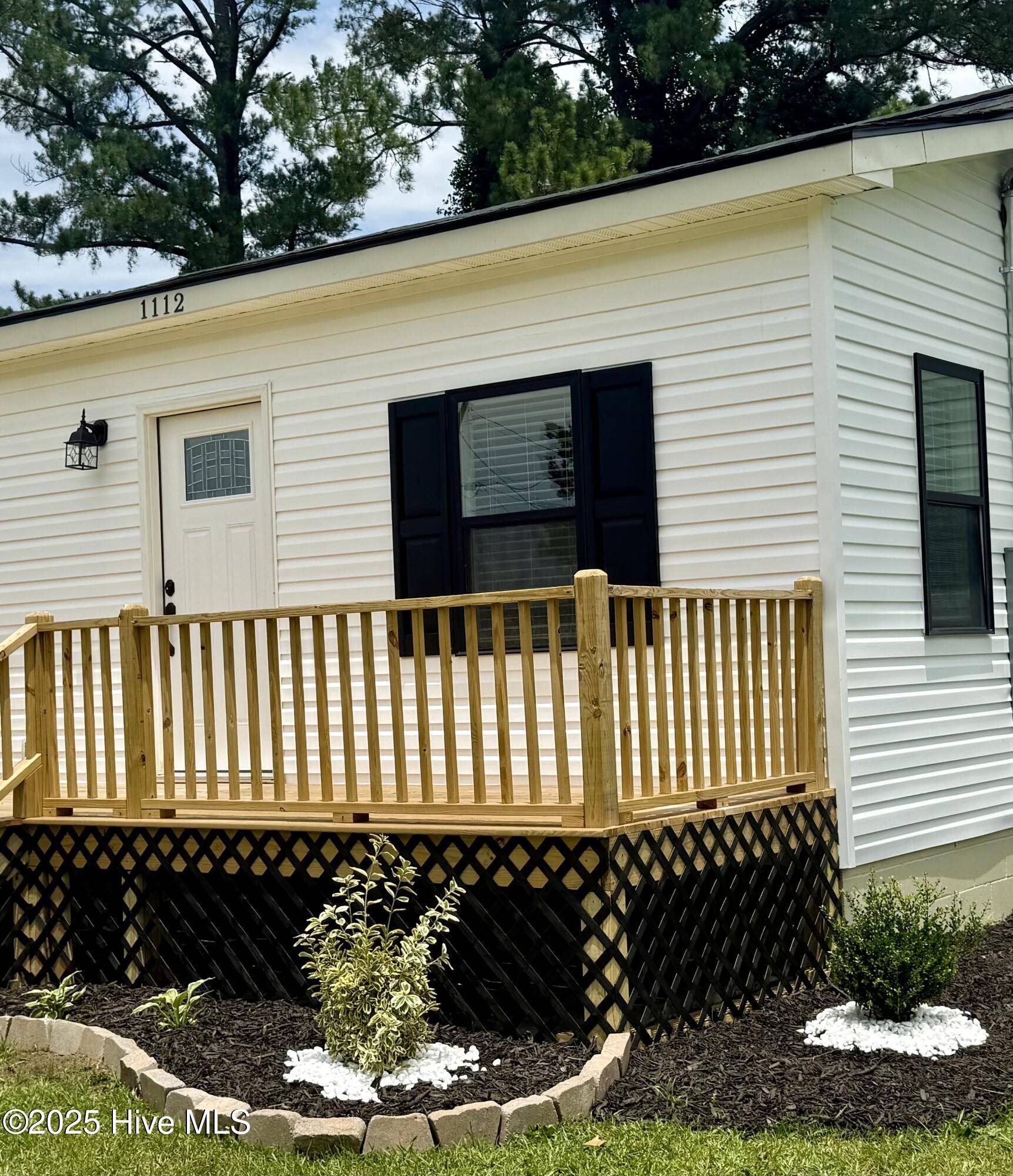 1112 Mewborn AVE, Kinston, NC 28501