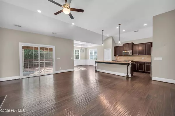 Wilmington, NC 28409,707 Liberty Landing WAY
