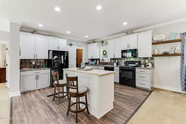 Supply, NC 28462,4054 Owl LN SW