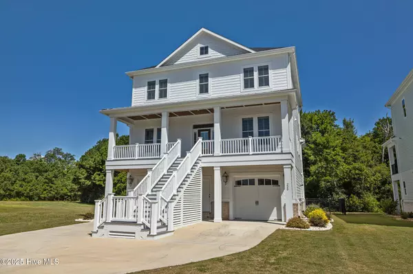Newport, NC 28570,220 Colleton SQ