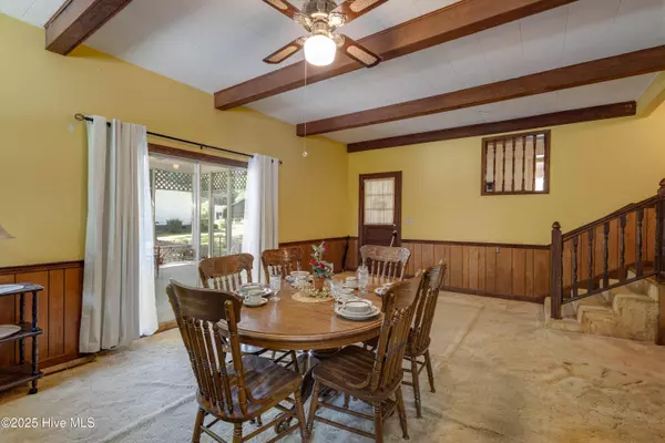 Washington, NC 27889,109 Pine LN