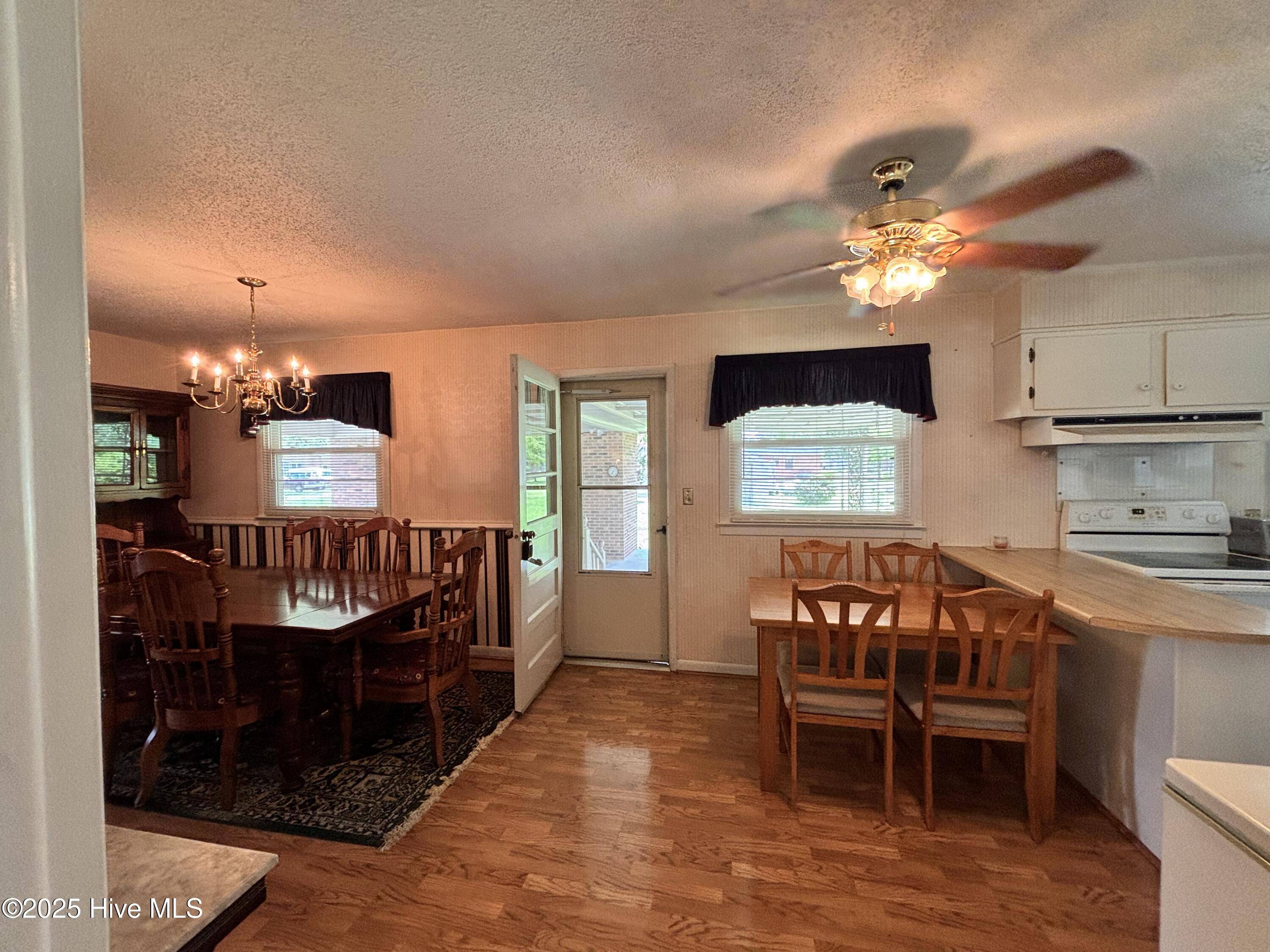 Clinton, NC 28328,506 Underwood ST