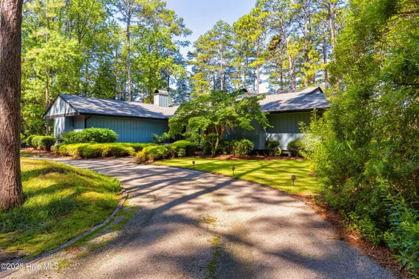 Pinehurst, NC 28374,185 Ponte Vedra DR