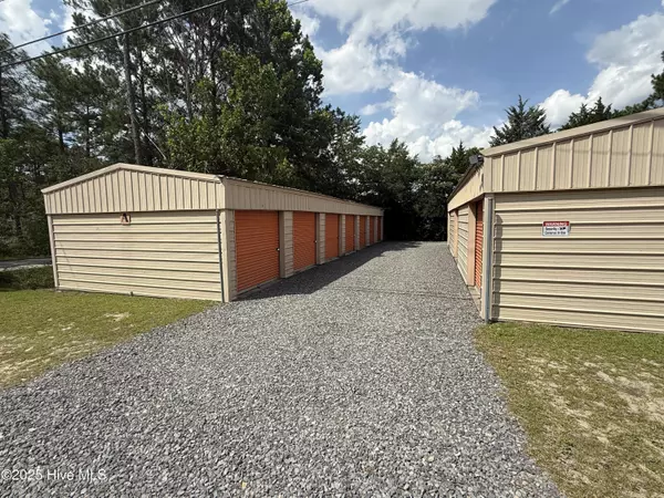 Aberdeen, NC 28315,622 Magnolia Dr DR