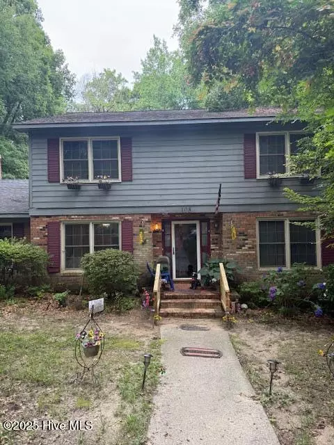 108 Chippendail DR, Greenville, NC 27858