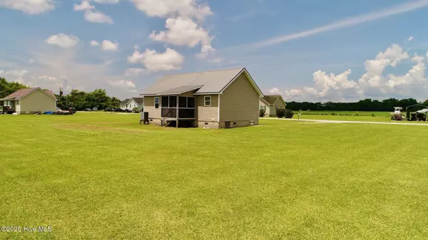 Engelhard, NC 27824,269 Lakeview RD