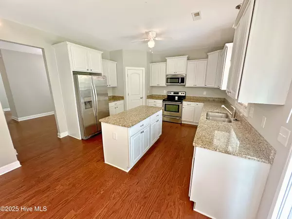 Greenville, NC 27858,802 Bayhill CT