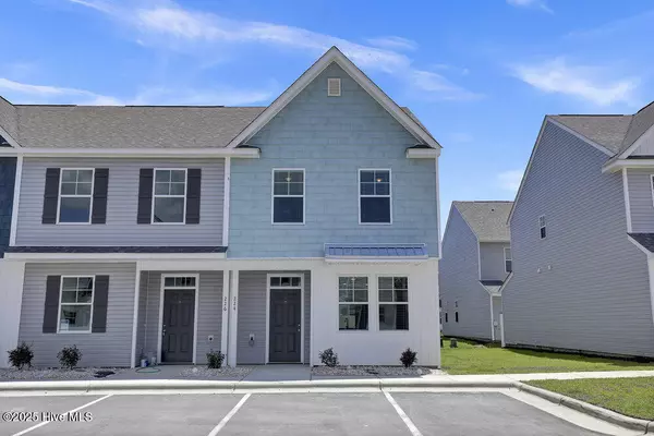 224 Sandy Cove LN, Sneads Ferry, NC 28460