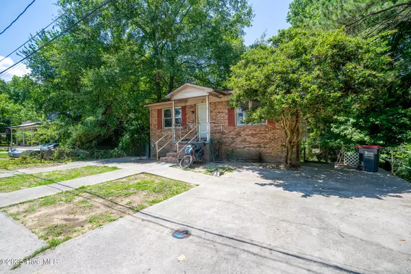 Rockingham, NC 28379,136 Central AVE