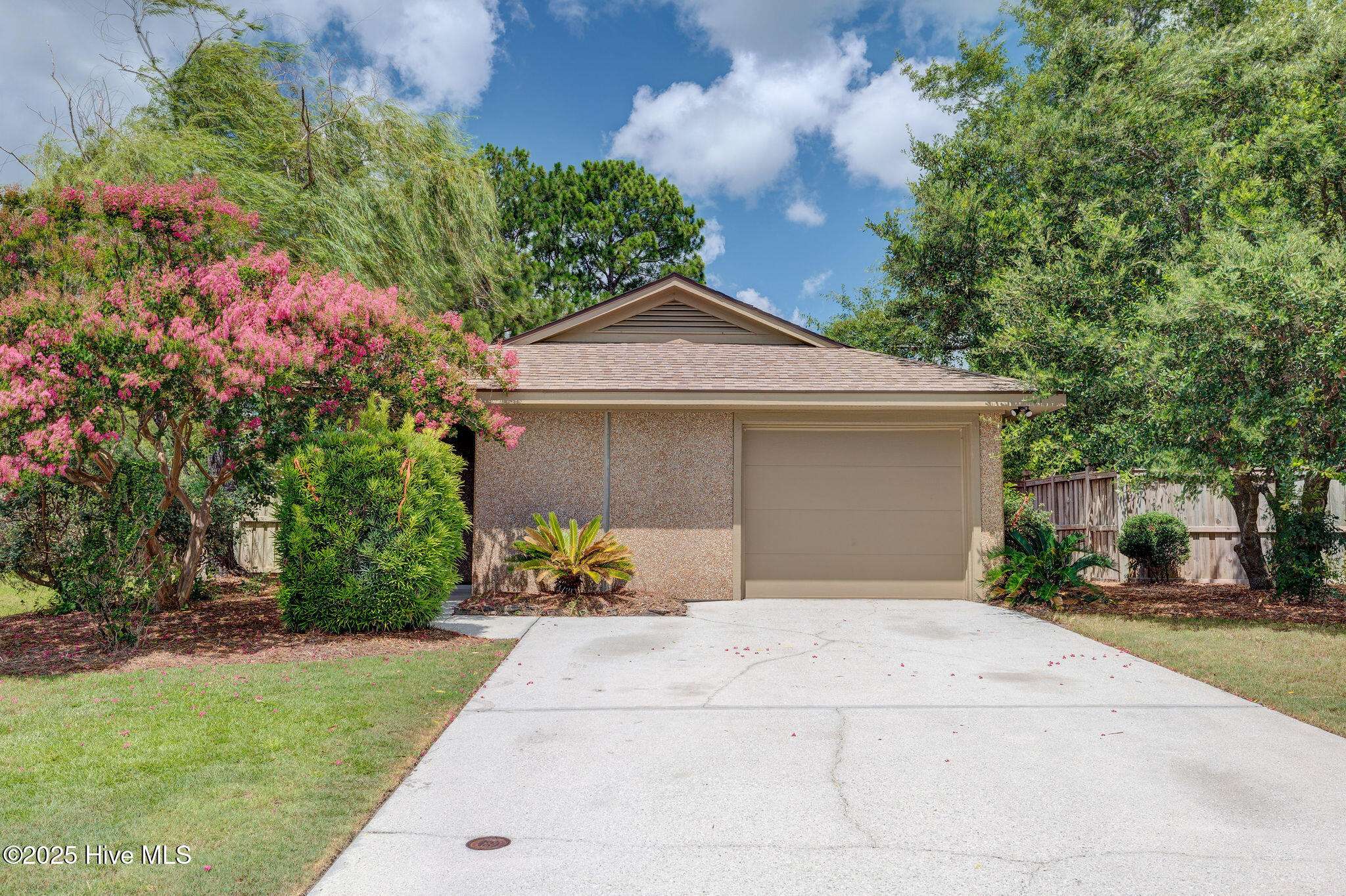 Wilmington, NC 28411,7417 Coker CT