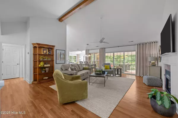New Bern, NC 28560,118 Tremayne DR