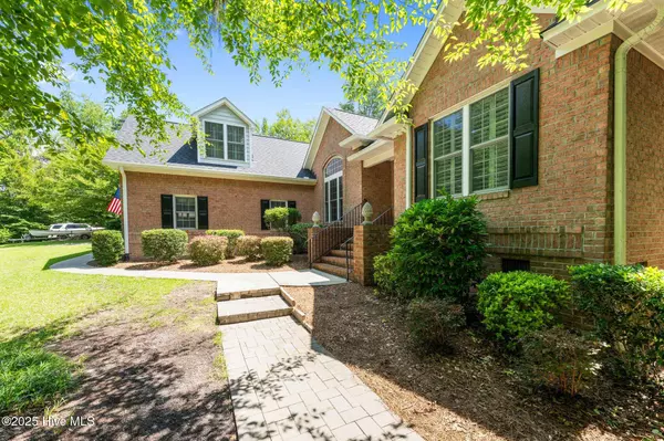 New Bern, NC 28560,118 Tremayne DR