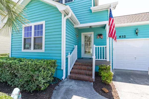 Kure Beach, NC 28449,632 Settlers LN