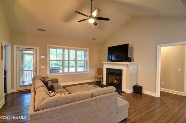 Rocky Point, NC 28457,103 Maxwell DR