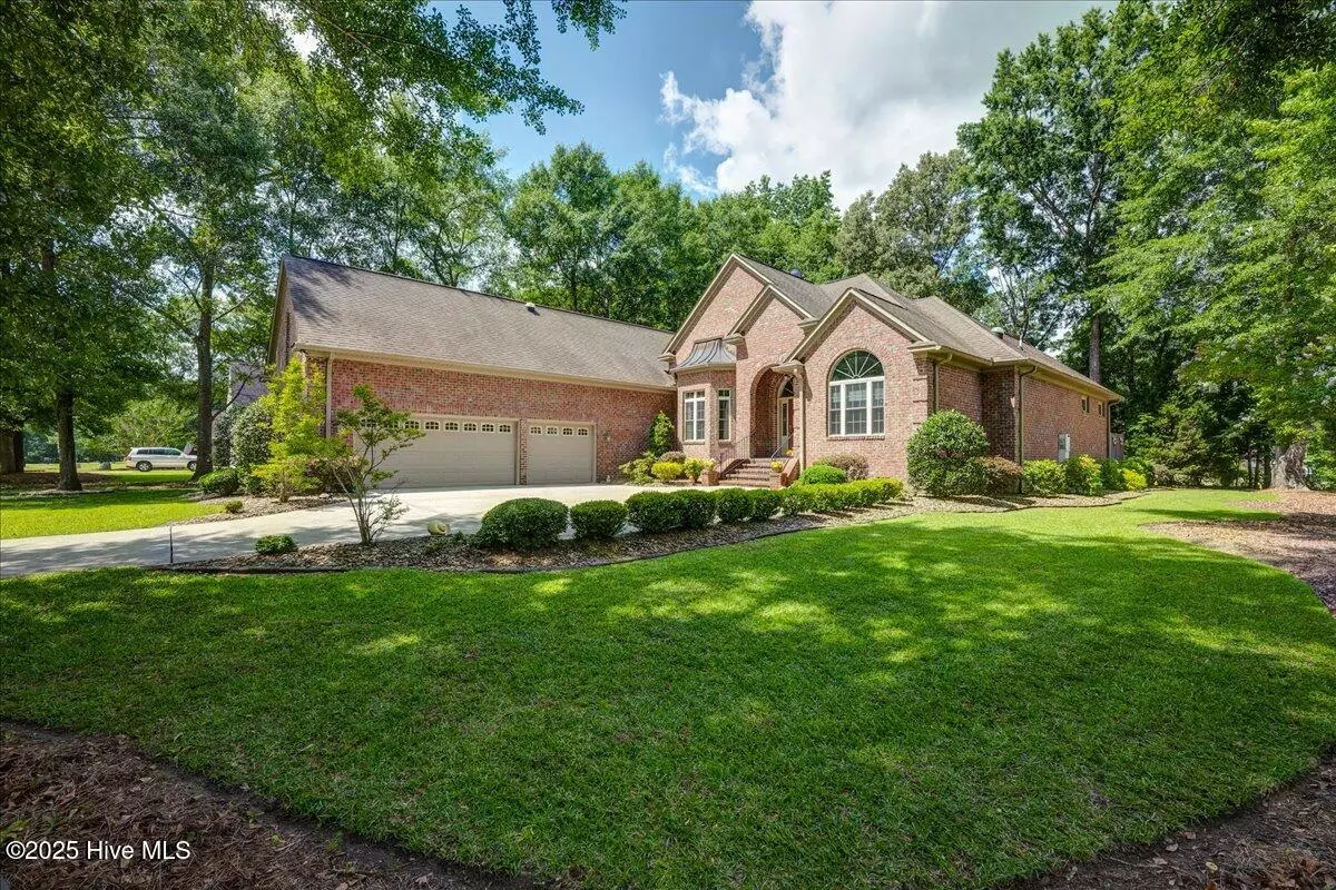 New Bern, NC 28562,100 Knollwood CT