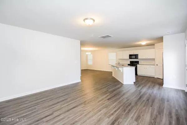 Castle Hayne, NC 28429,2925 Ember Brook CT