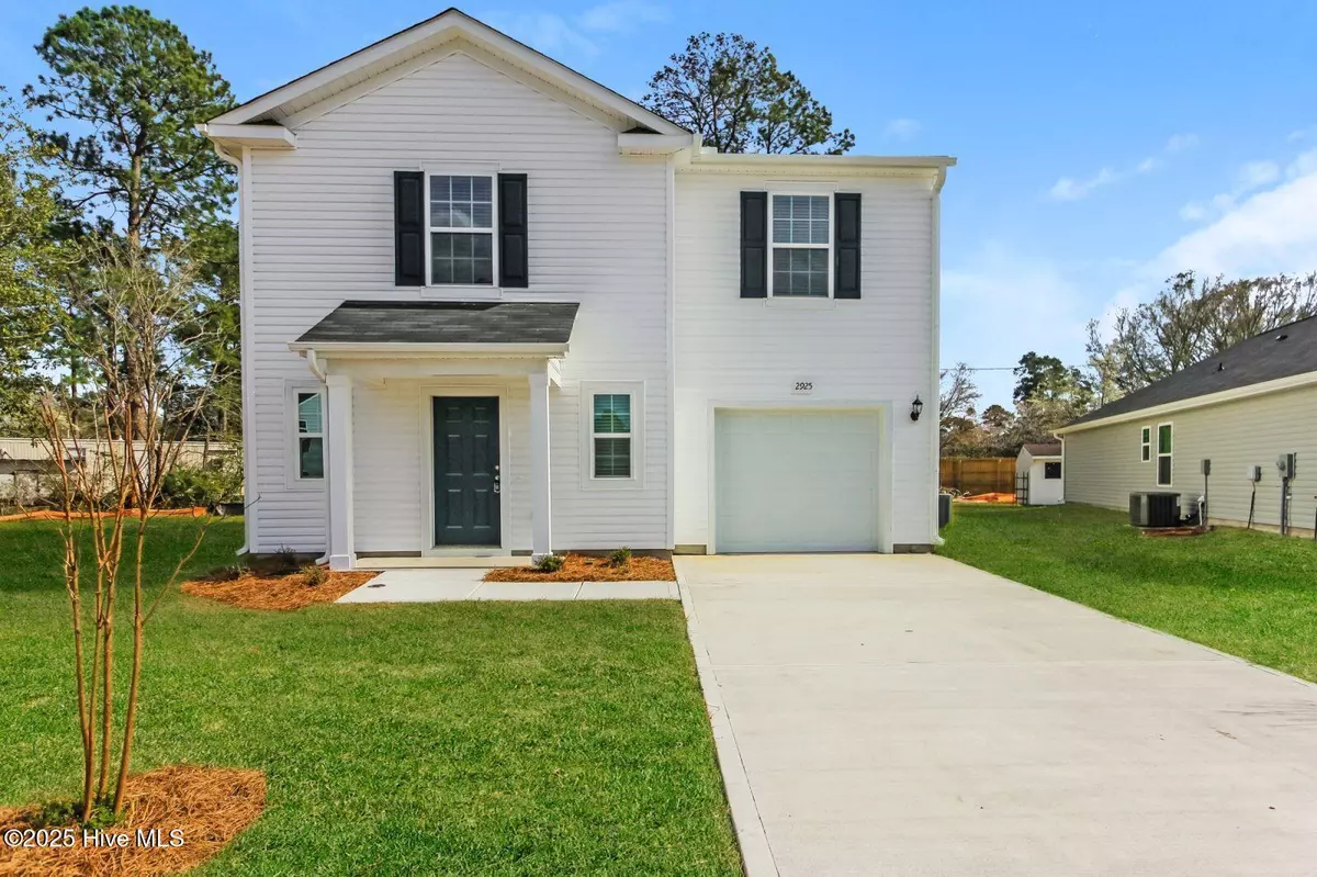 Castle Hayne, NC 28429,2925 Ember Brook CT