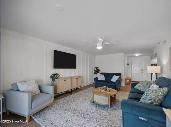 North Topsail Beach, NC 28460,1896 New River Inlet RD #1310