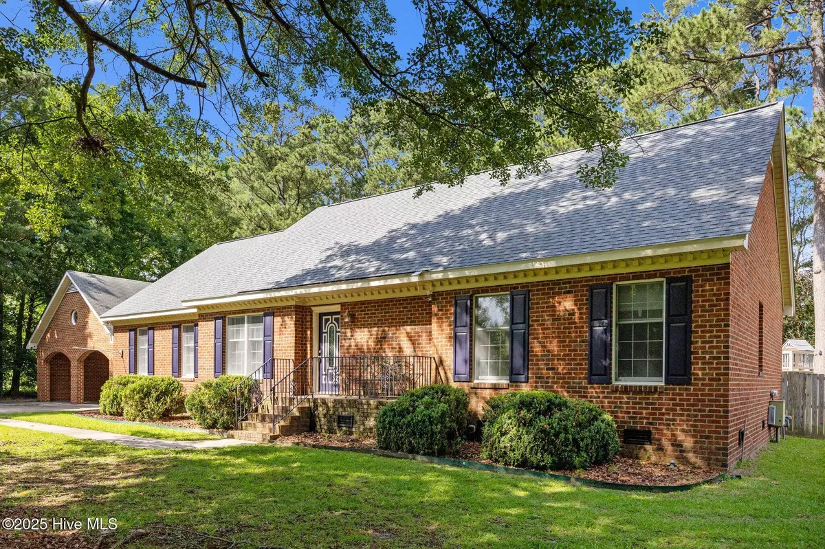 Greenville, NC 27858,212 Evanswood DR
