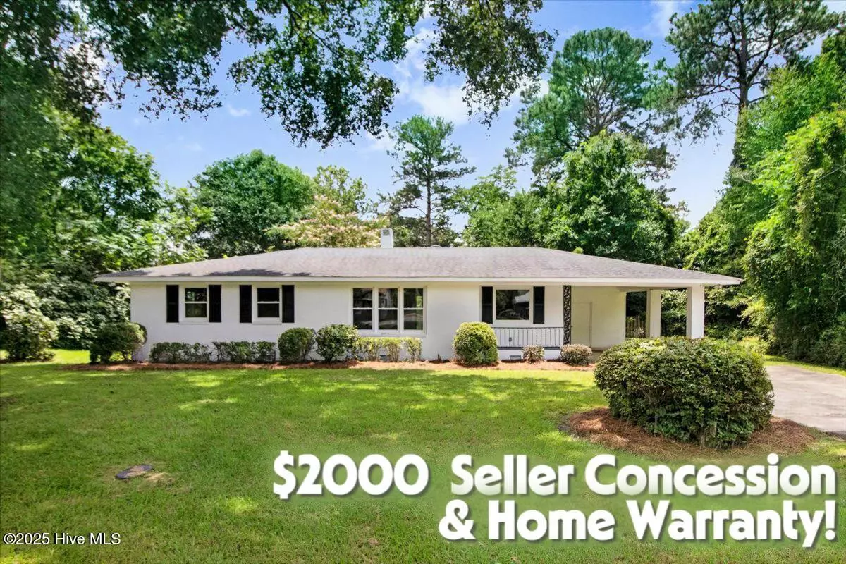 Warsaw, NC 28398,527 W College ST