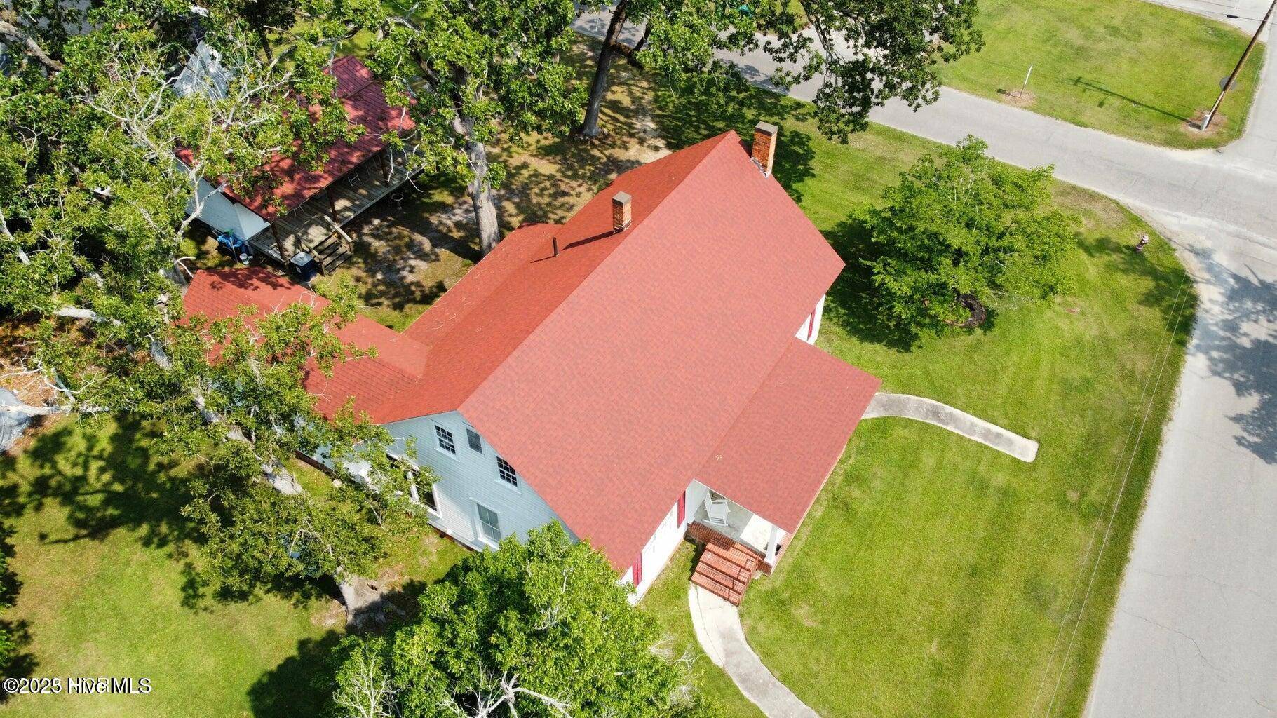 Chadbourn, NC 28431,217 N Howard ST