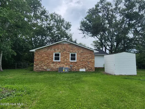 Havelock, NC 28532,104 Sandy LN