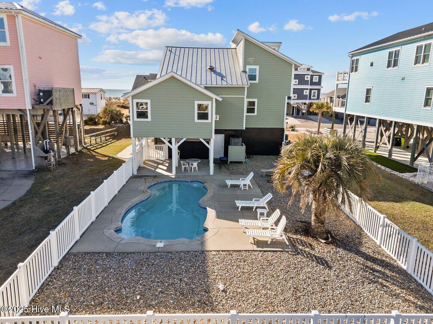 3222 E Beach DR, Oak Island, NC 28465
