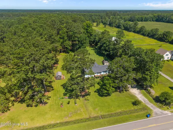 Burgaw, NC 28425,1850 Highsmith RD