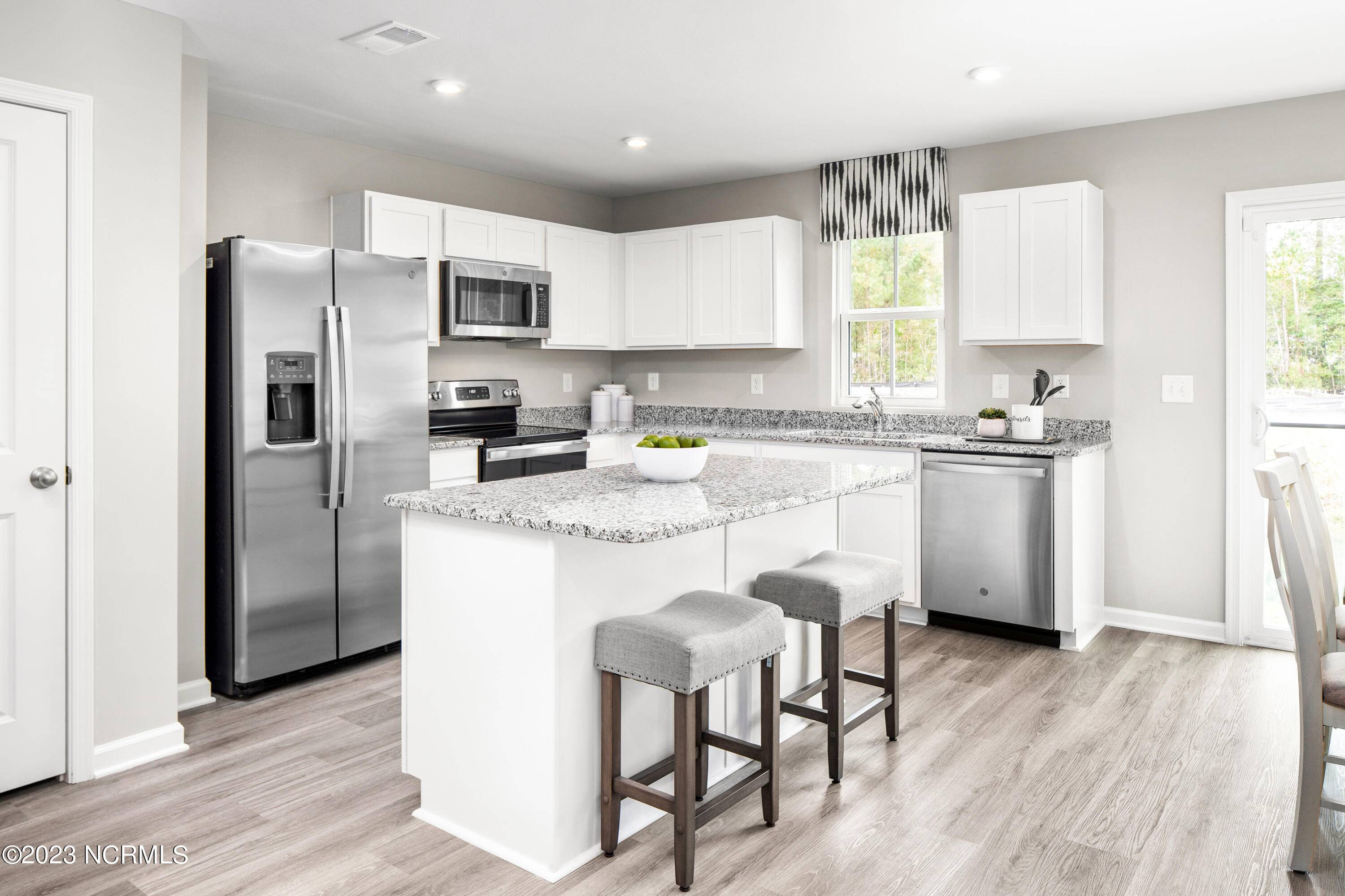 Elizabeth City, NC 27909,3106 Penguin CIR