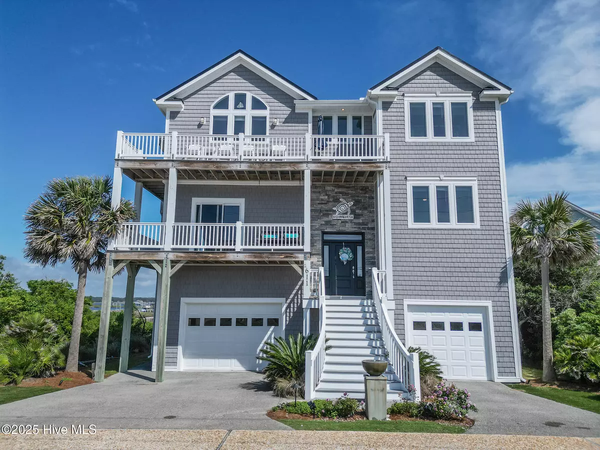 North Topsail Beach, NC 28460,611 New River Inlet RD