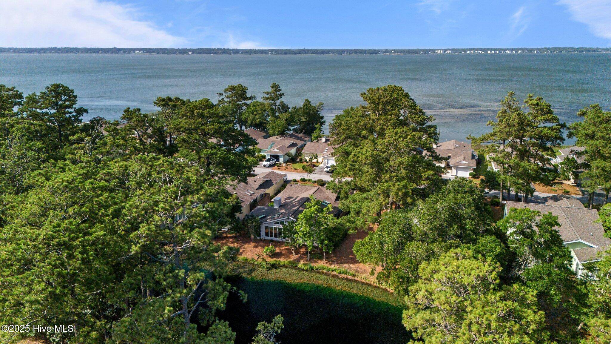 Pine Knoll Shores, NC 28512,111 Mcginnis DR