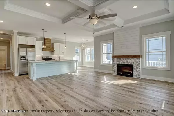 Oak Island, NC 28465,163 NW 4th ST