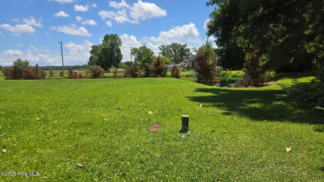 218 Shoreview DR, New Bern, NC 28562