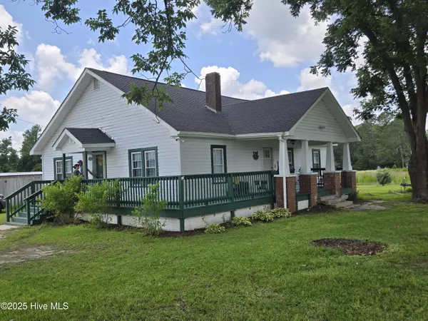 1320 Baltimore Church RD, Fairmont, NC 28340