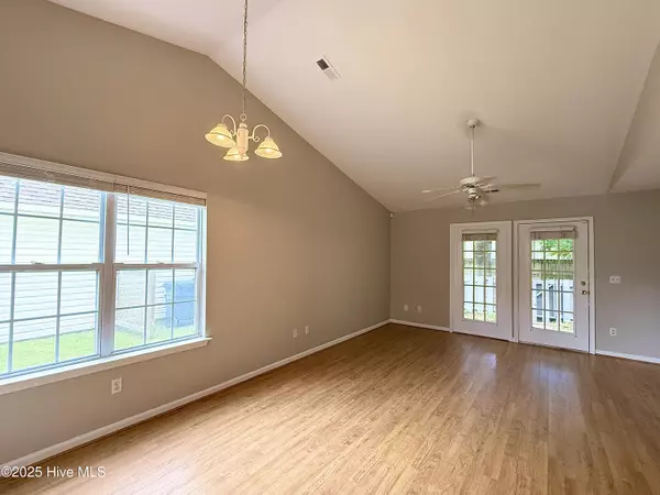 Wilmington, NC 28405,340 Saint Rosea RD