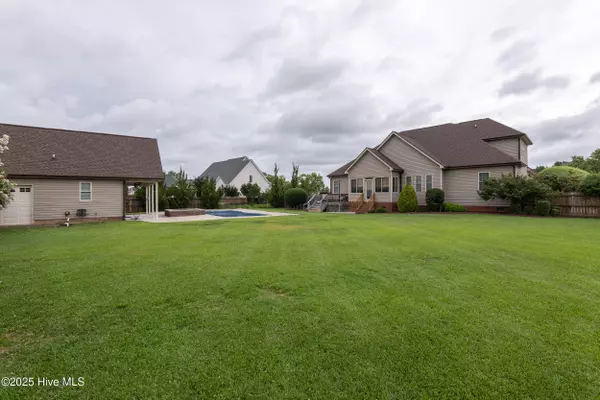 Greenville, NC 27858,404 River Birch DR
