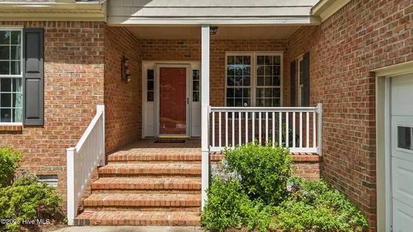 Chocowinity, NC 27817,200 Appomattox LN