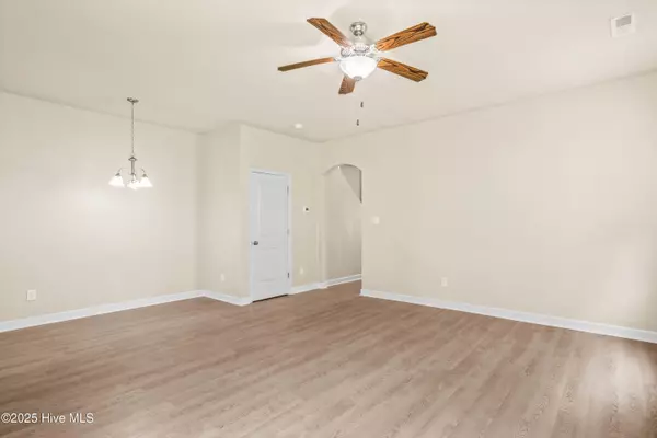 Holly Ridge, NC 28445,397 Frisco WAY