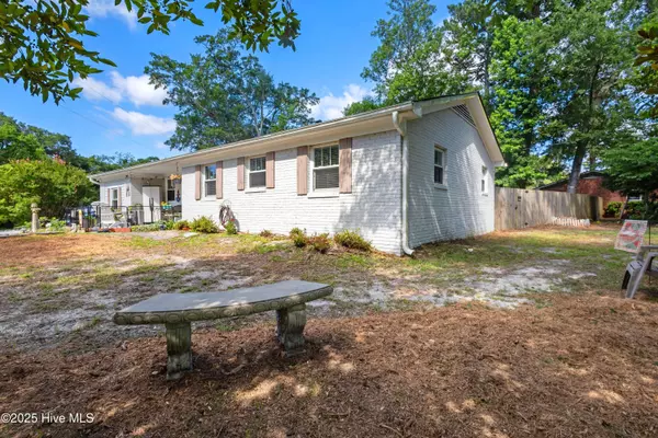 Wilmington, NC 28412,302 Richelieu RD