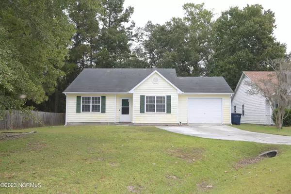 621 S Hampton DR, Jacksonville, NC 28546