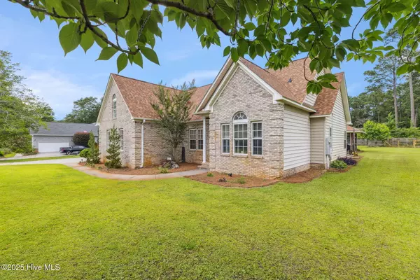Leland, NC 28451,820 Jackeys Creek LN SE
